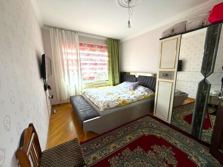3 otaqlı köhnə tikili - Xətai r. - 90 m²
