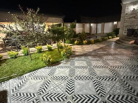 4 otaqlı həyət evi/bağ evi - Xəzər r. - 250 m²