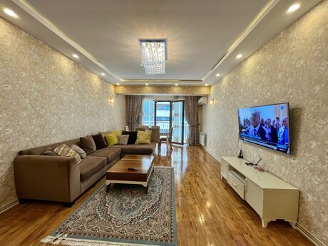 2 otaqlı yeni tikili - Şah İsmayıl Xətai m. - 72 m²