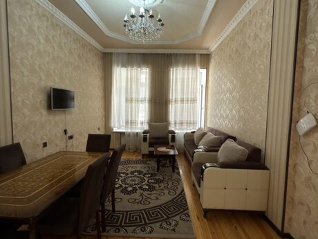 2 otaqlı köhnə tikili - Sahil m. - 45 m²