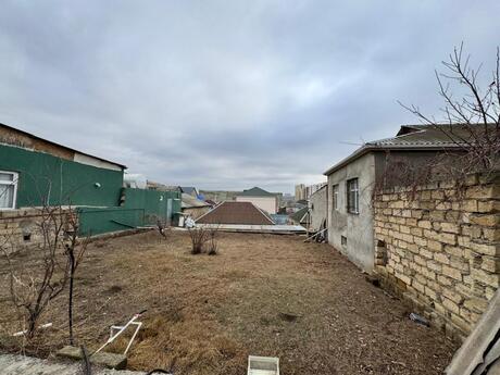 3 otaqlı həyət evi/bağ evi - Binəqədi q. - 120 m²