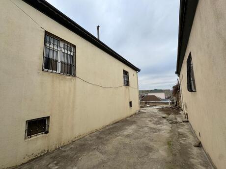 3 otaqlı həyət evi/bağ evi - Binəqədi q. - 120 m²