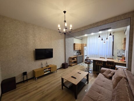 2 otaqlı yeni tikili - 28 May m. - 70 m²