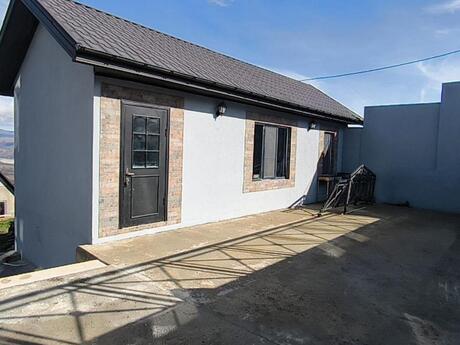 7 otaqlı həyət evi/bağ evi - Şamaxı - 450 m²