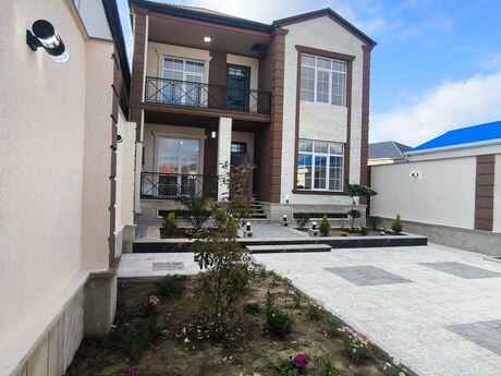 6 otaqlı həyət evi/bağ evi - Savalan q. - 200 m²