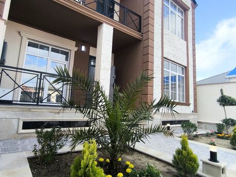 6 otaqlı həyət evi/bağ evi - Savalan q. - 200 m²