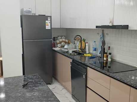 4-комн. новостройка - м. Элмляр Академиясы - 160 м²