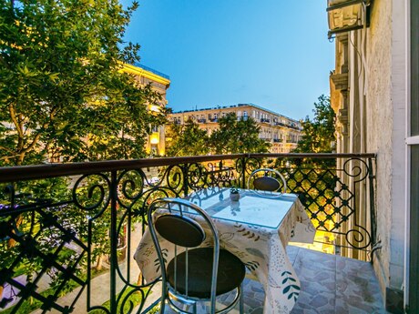 3 otaqlı köhnə tikili - Sahil m. - 82 m²