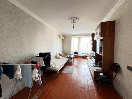 2 otaqlı köhnə tikili - Qara Qarayev m. - 55 m²