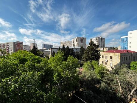 2 otaqlı köhnə tikili - Qara Qarayev m. - 55 m²