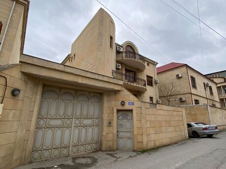 9 otaqlı həyət evi/bağ evi - Nərimanov r. - 600 m²