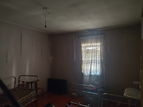2 otaqlı həyət evi/bağ evi - Xutor q. - 65 m²