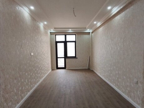3 otaqlı yeni tikili - 8 Noyabr m. - 132 m²