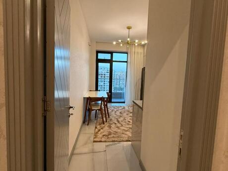 2 otaqlı yeni tikili - 8 Noyabr m. - 98 m²