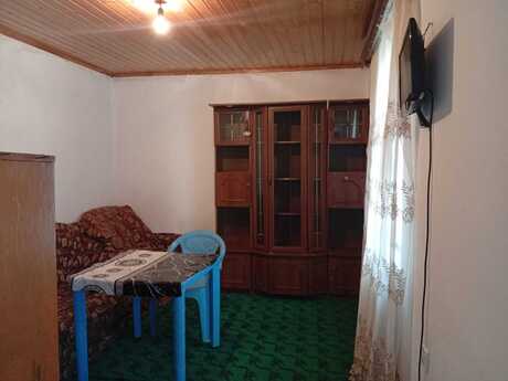 3 otaqlı həyət evi/bağ evi - Balaxanı q. - 70 m²