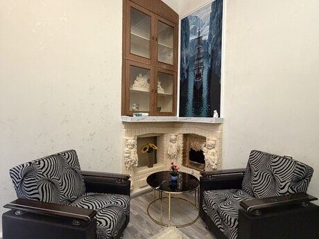 3 otaqlı köhnə tikili - Sahil m. - 79 m²