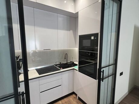 4 otaqlı yeni tikili - 28 May m. - 110 m²