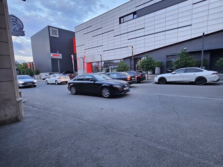 Obyekt - Keşlə q. - 300 m²