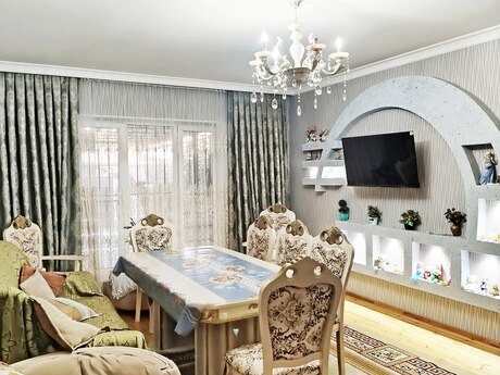 8 otaqlı həyət evi/bağ evi - Maştağa q. - 270 m²