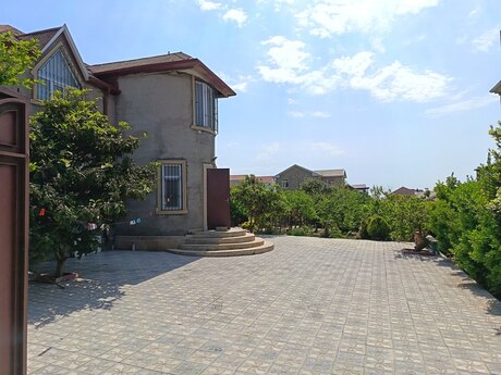 4 otaqlı həyət evi/bağ evi - Fatmayı q. - 240 m²