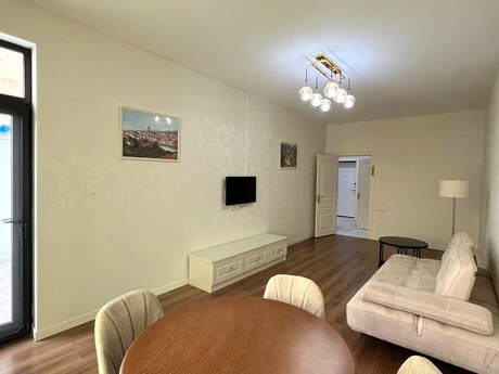 2 otaqlı yeni tikili - Nəsimi r. - 70 m²