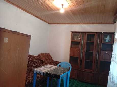 3 otaqlı həyət evi/bağ evi - Balaxanı q. - 80 m²