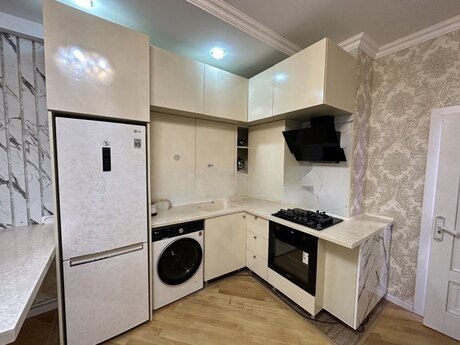 2 otaqlı yeni tikili - Şah İsmayıl Xətai m. - 60 m²