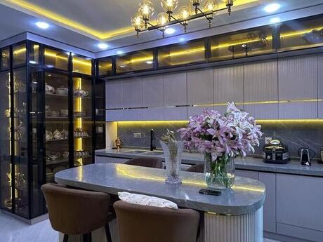 3 otaqlı yeni tikili - Nəriman Nərimanov m. - 190 m²