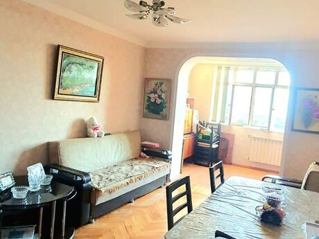 2 otaqlı köhnə tikili - Hövsan q. - 50 m²