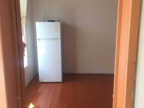 2 otaqlı həyət evi/bağ evi - Badamdar q. - 50 m²