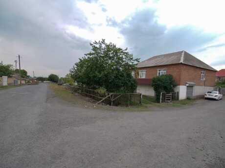 7 otaqlı həyət evi/bağ evi - Zaqatala - 300 m²