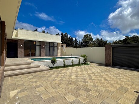4 otaqlı həyət evi/bağ evi - Şüvəlan q. - 140 m²