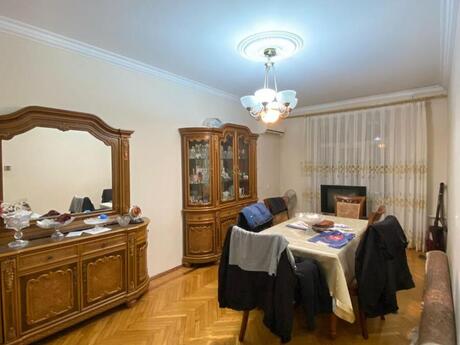 3 otaqlı köhnə tikili - Əhmədli m. - 80 m²