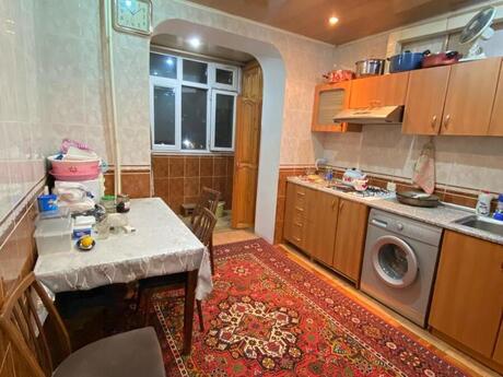 3 otaqlı köhnə tikili - Əhmədli m. - 80 m²