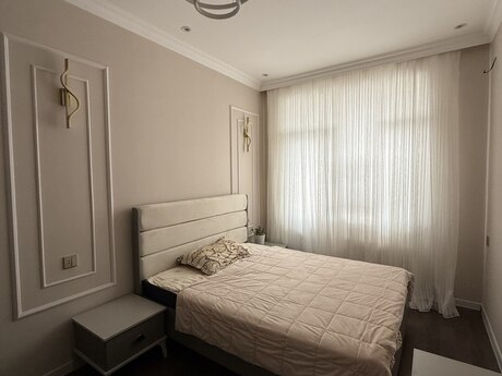 3 otaqlı yeni tikili - Saray q. - 91 m²