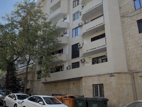 2 otaqlı köhnə tikili - İçəri Şəhər m. - 90 m²