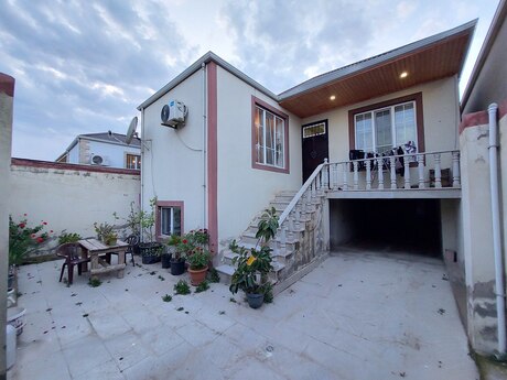 3 otaqlı həyət evi/bağ evi - Hövsan q. - 100 m²