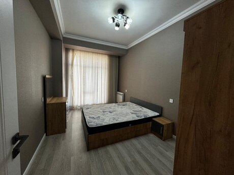 2 otaqlı yeni tikili - 8 Noyabr m. - 100 m²