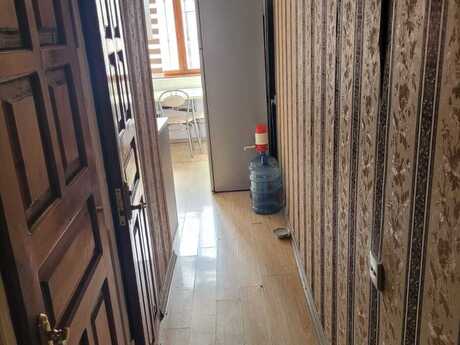 2 otaqlı köhnə tikili - Qaraçuxur q. - 51 m²