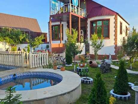 6 otaqlı həyət evi/bağ evi - Qəbələ - 250 m²