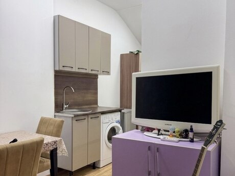 1 otaqlı yeni tikili - Həzi Aslanov m. - 90 m²