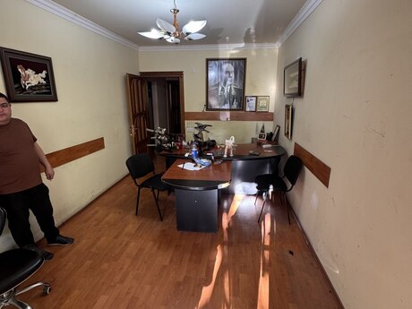 3 otaqlı ofis - Əhmədli m. - 70 m²
