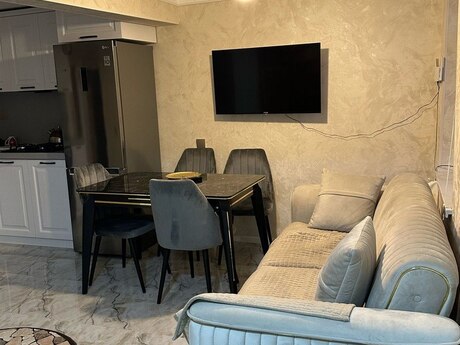 2 otaqlı həyət evi/bağ evi - Xırdalan - 55 m²