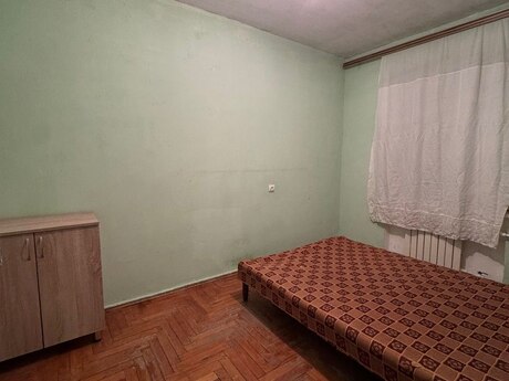4 otaqlı köhnə tikili - Biləcəri q. - 100 m²