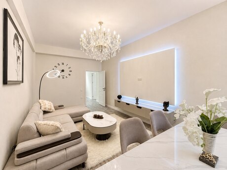 2 otaqlı yeni tikili - 8 Noyabr m. - 105 m²