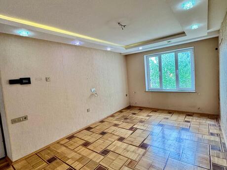2 otaqlı köhnə tikili - Bakıxanov q. - 60 m²