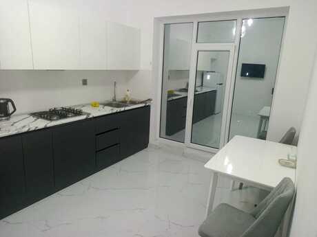 4 otaqlı həyət evi/bağ evi - Mərdəkan q. - 130 m²