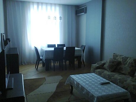 2 otaqlı yeni tikili - Nizami m. - 70 m²