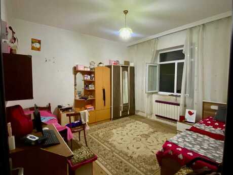 6 otaqlı həyət evi/bağ evi - Bakıxanov q. - 300 m²