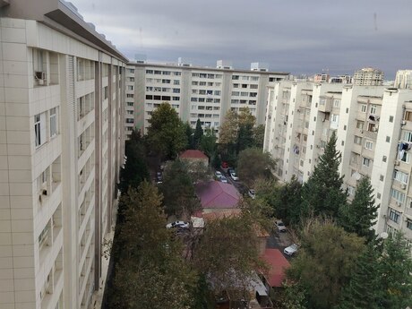4 otaqlı köhnə tikili - Səbail r. - 175 m²